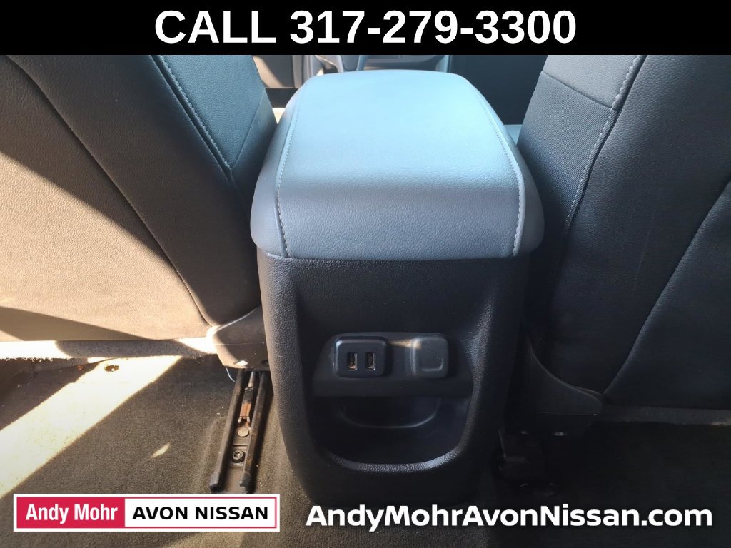 Used 2017 Chevrolet Colorado Z71 AWD/4WD image 36
