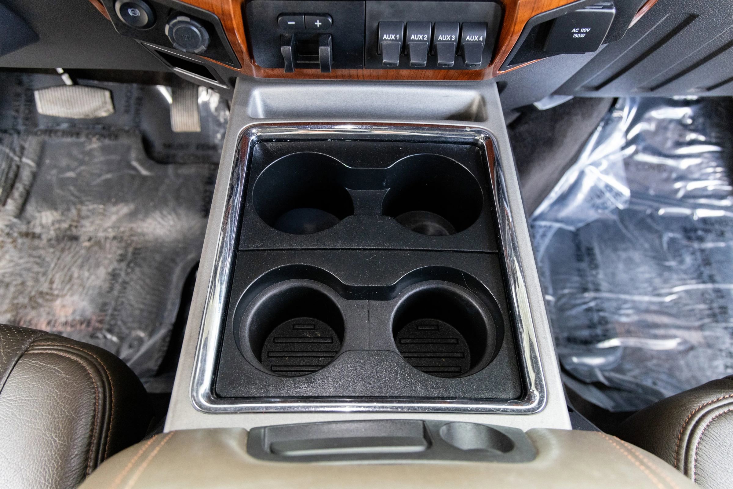 Used 2016 Ford F350 King Ranch w/ King Ranch w/Chrome Package AWD/4WD image 33