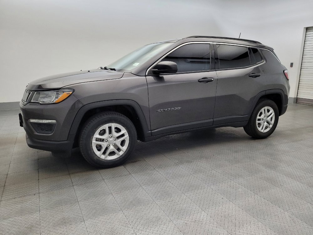 Used 2019 Jeep Compass Sport image 2