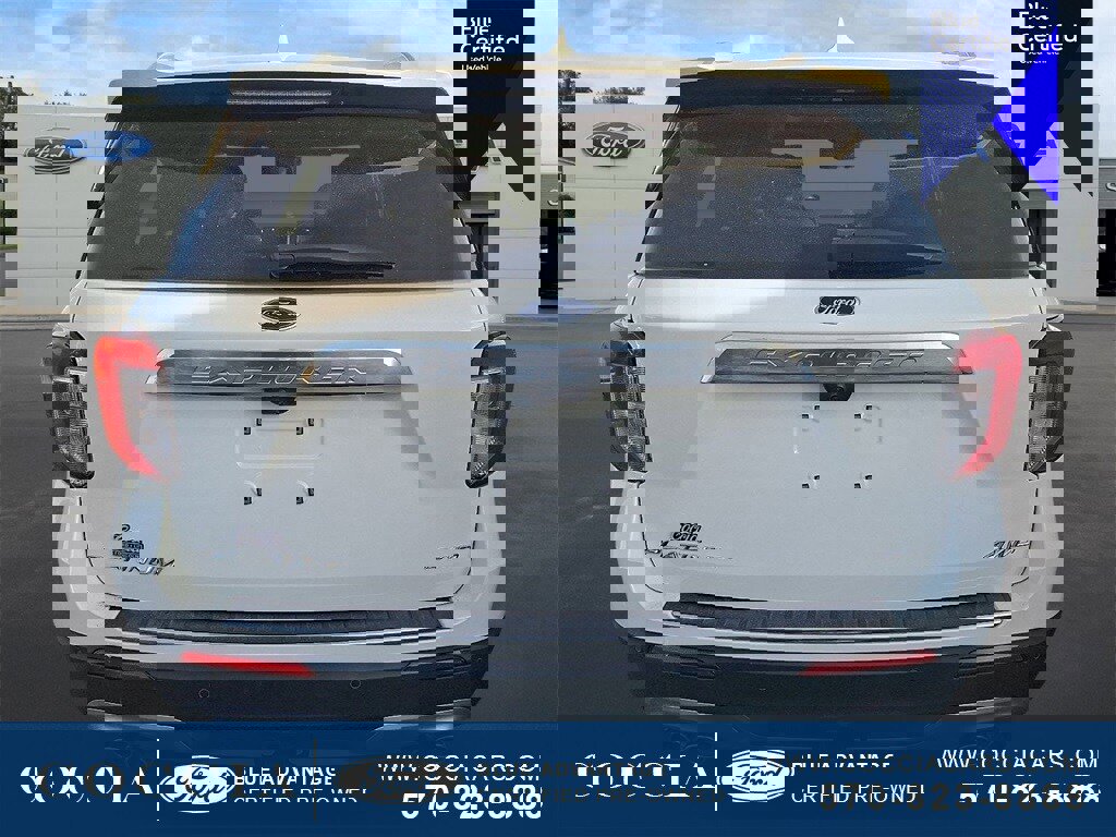 Certified 2024 Ford Explorer Platinum w/ Technology Package image 5