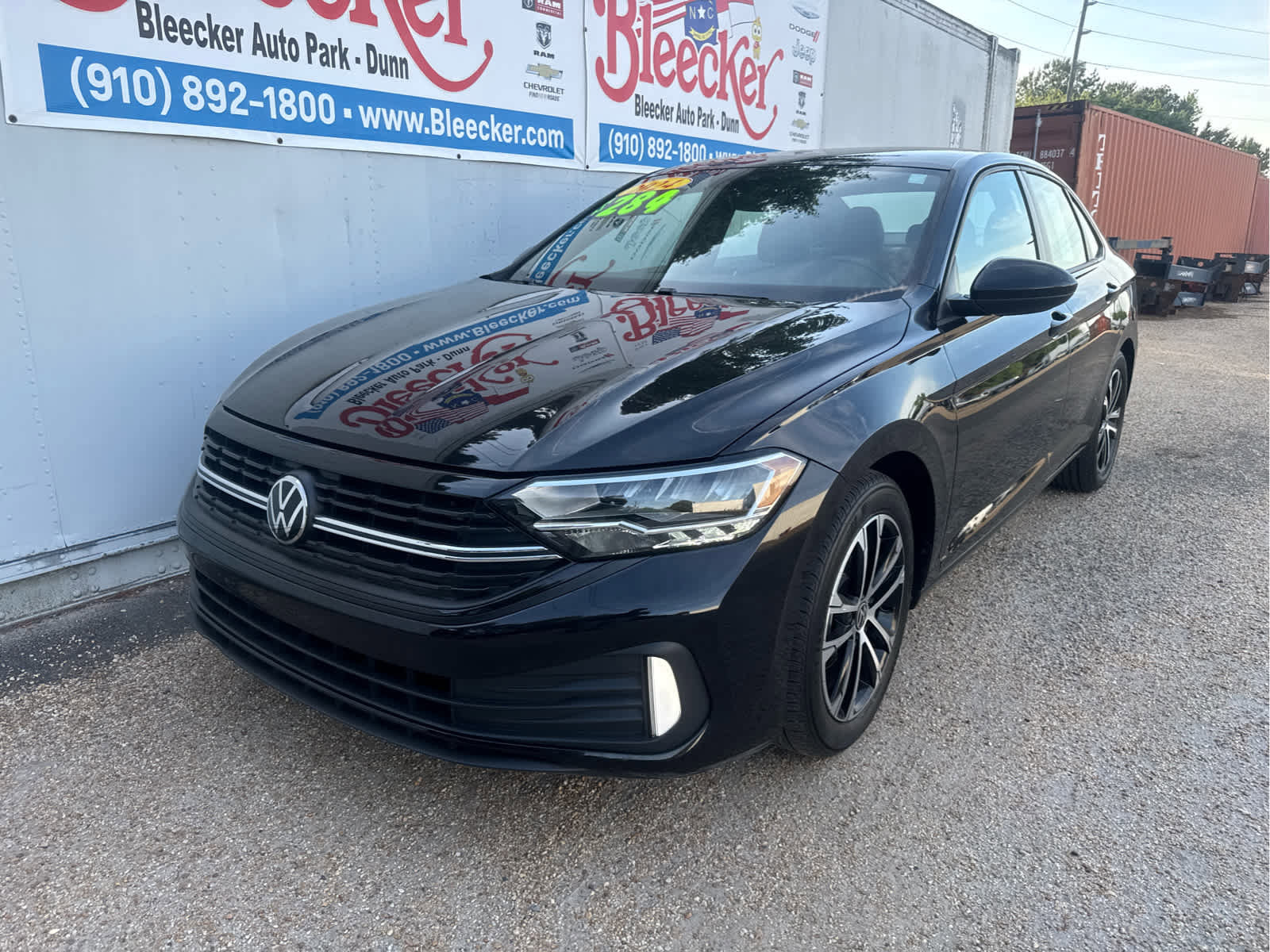 Used 2024 Volkswagen Jetta Sport image 5