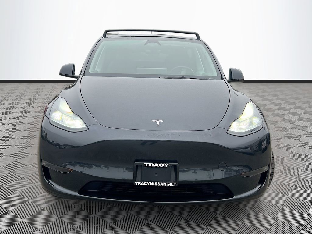 Used 2025 Tesla Model Y Long Range image 2