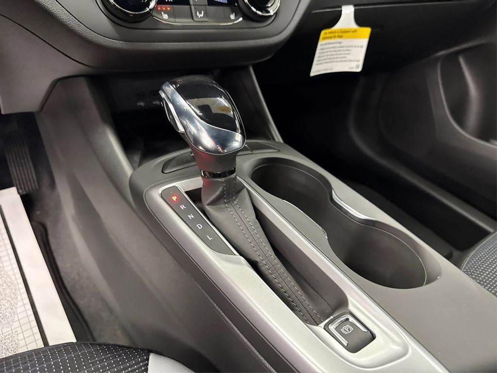 Used 2025 Buick Envista Preferred w/ Convenience I Package FWD image 30