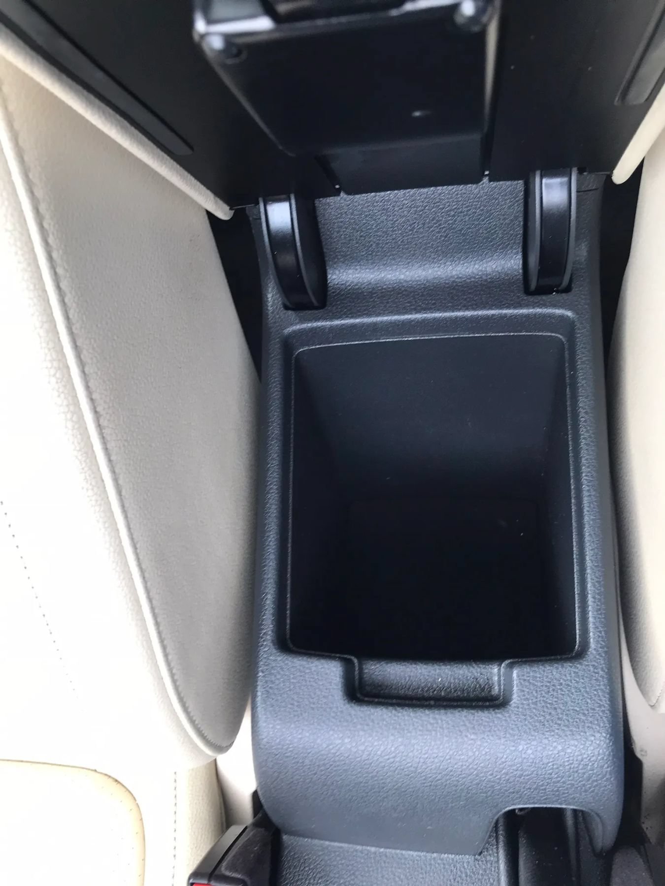 Used 2017 Volkswagen Jetta SE FWD image 33
