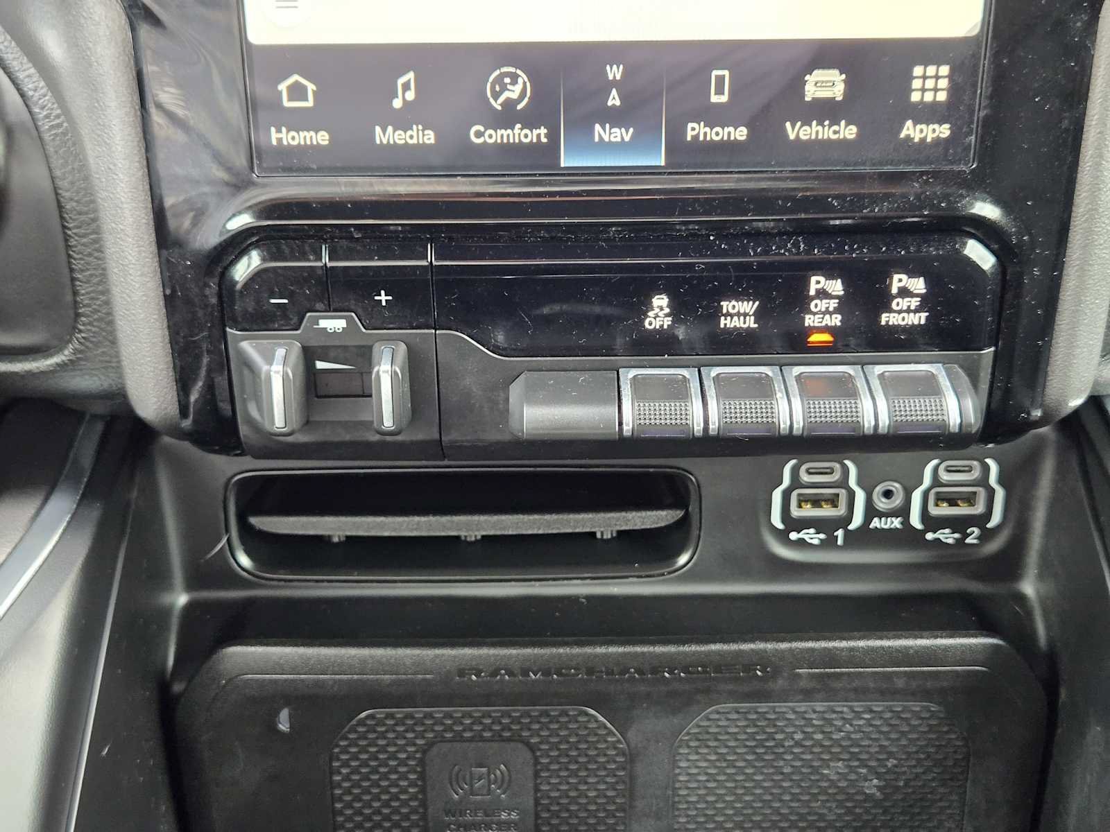 Used 2023 RAM 1500 Laramie AWD/4WD image 20
