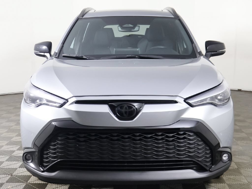 Used 2025 Toyota Corolla Cross AWD Hybrid w/ Convenience Package image 10