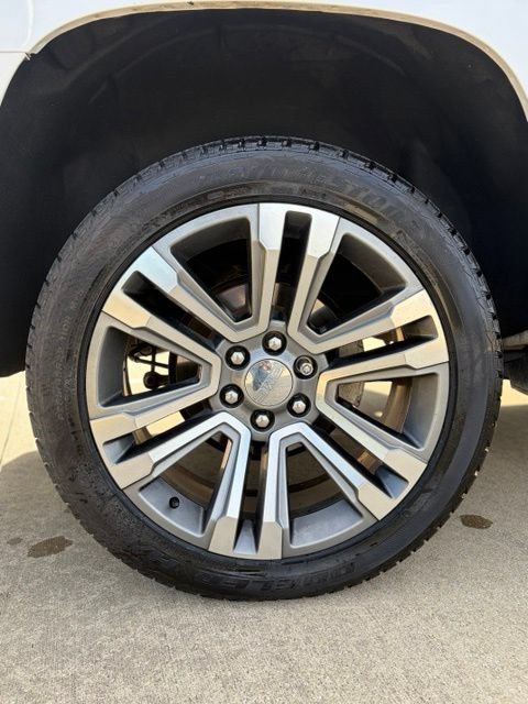 Used 2020 GMC Yukon XL Denali w/ Open Road Package RWD image 12