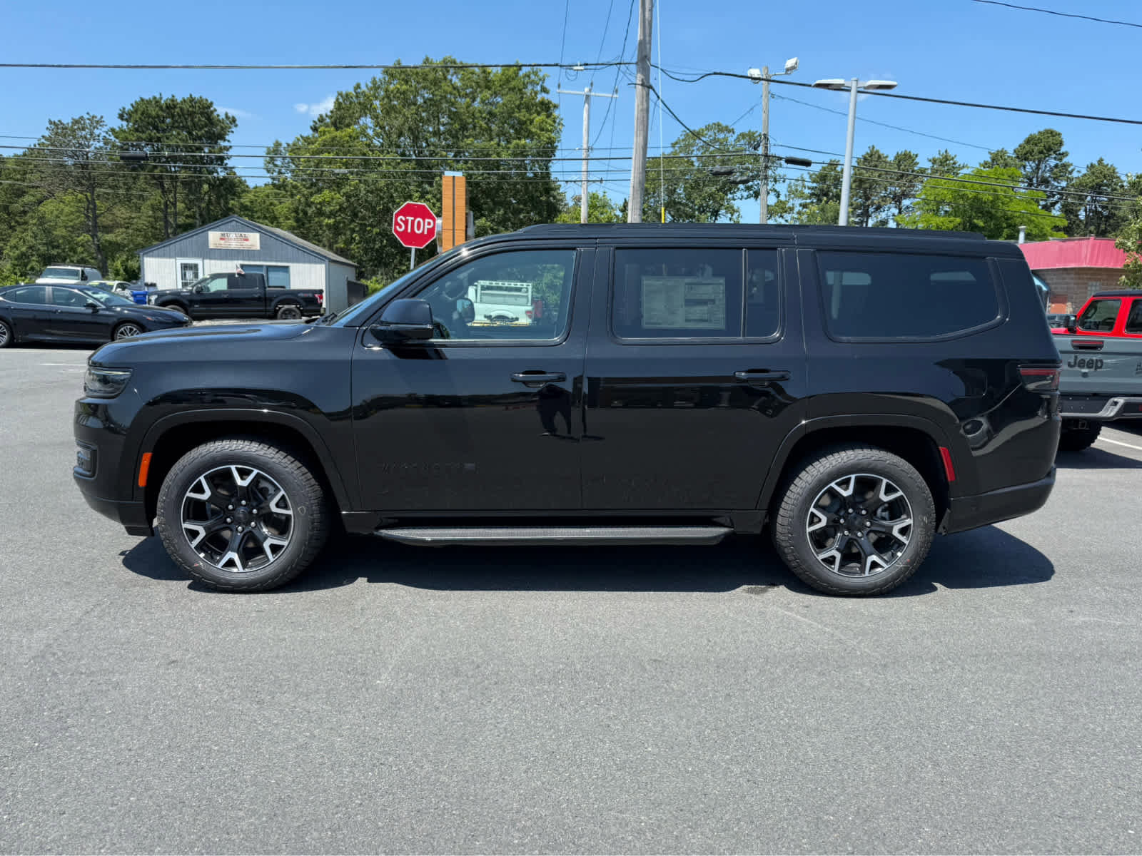 New 2025 Jeep Wagoneer Series II image 4