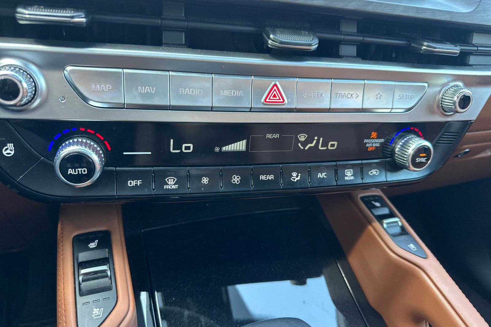 Used 2024 Kia Telluride EX X-Line image 27