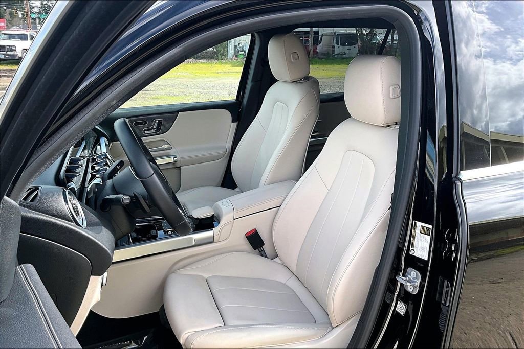 Used 2023 Mercedes-Benz EQB 250+ image 9