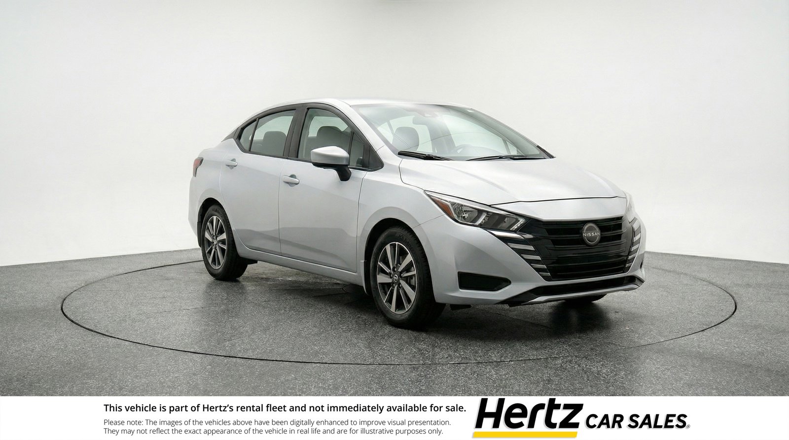 Used 2025 Nissan Versa SV image 1