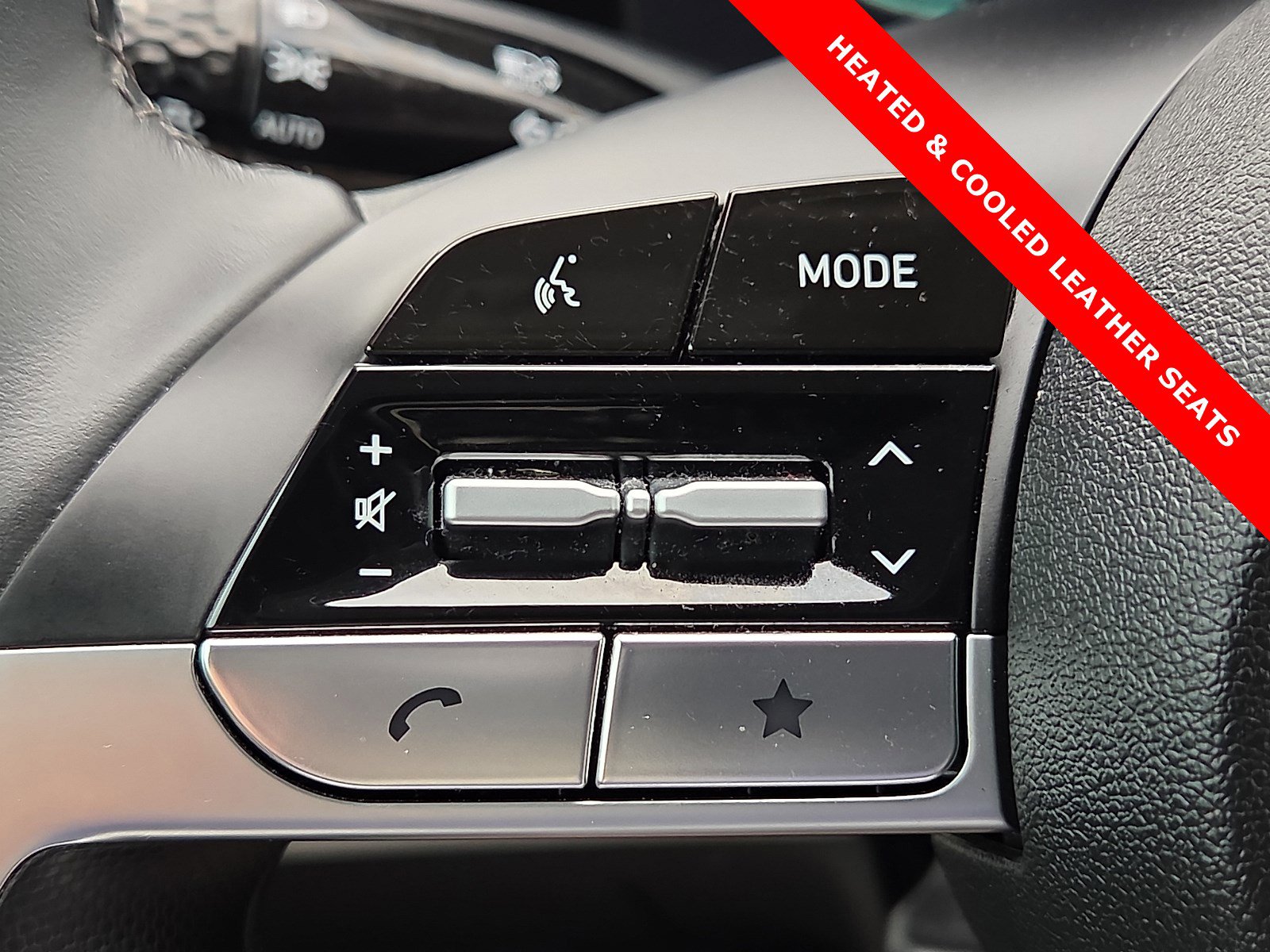 Used 2024 Hyundai Elantra Limited image 21