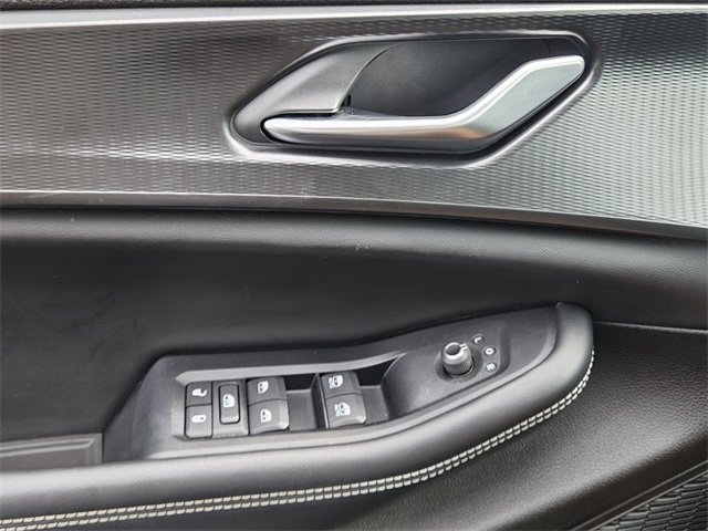 Used 2023 Jeep Grand Cherokee Laredo image 28