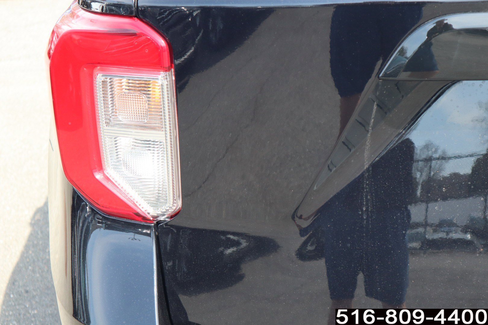 Used 2023 Ford Explorer XLT w/ Equipment Group 202A image 35