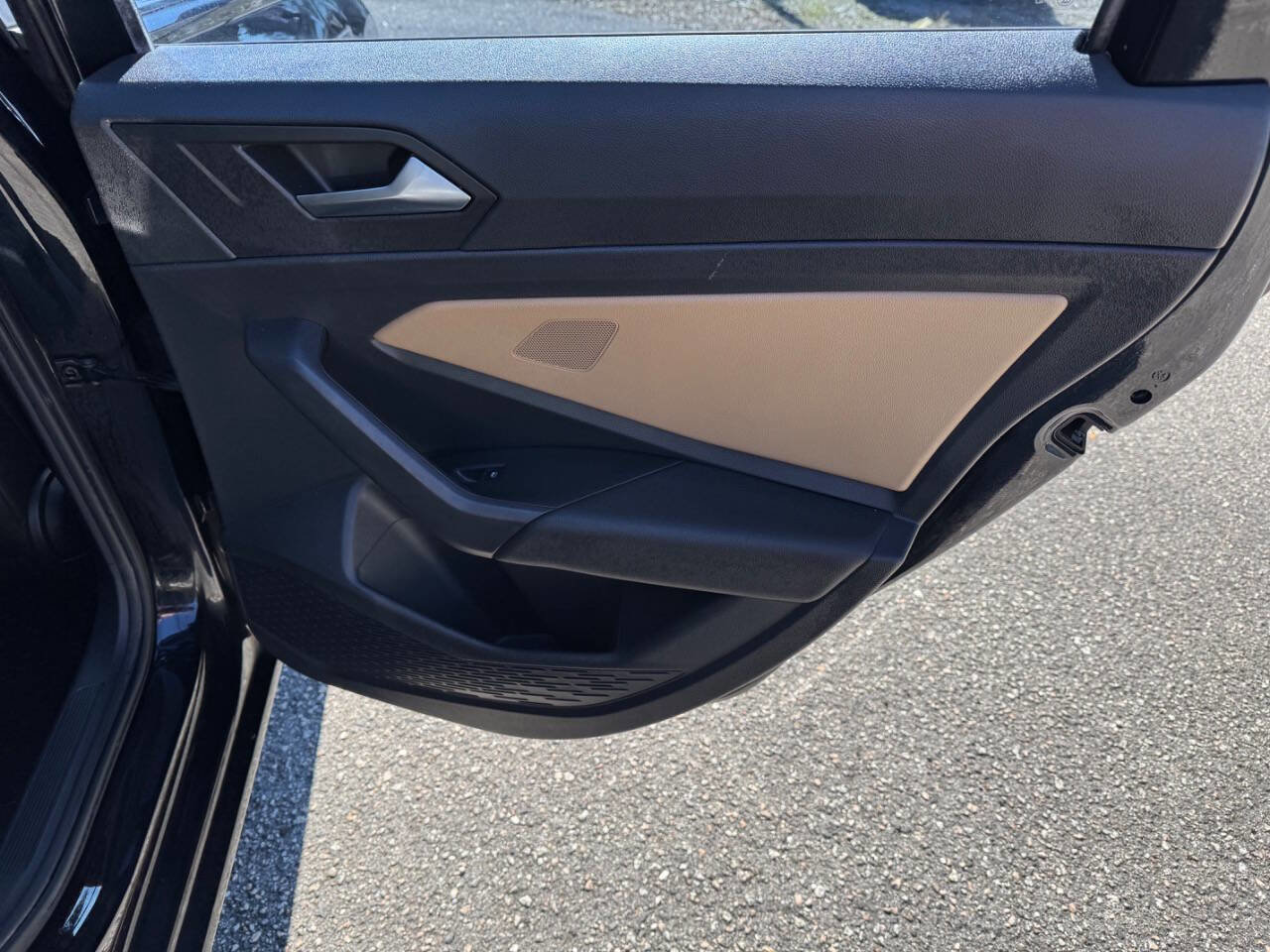 Used 2019 Volkswagen Jetta SEL Premium image 41