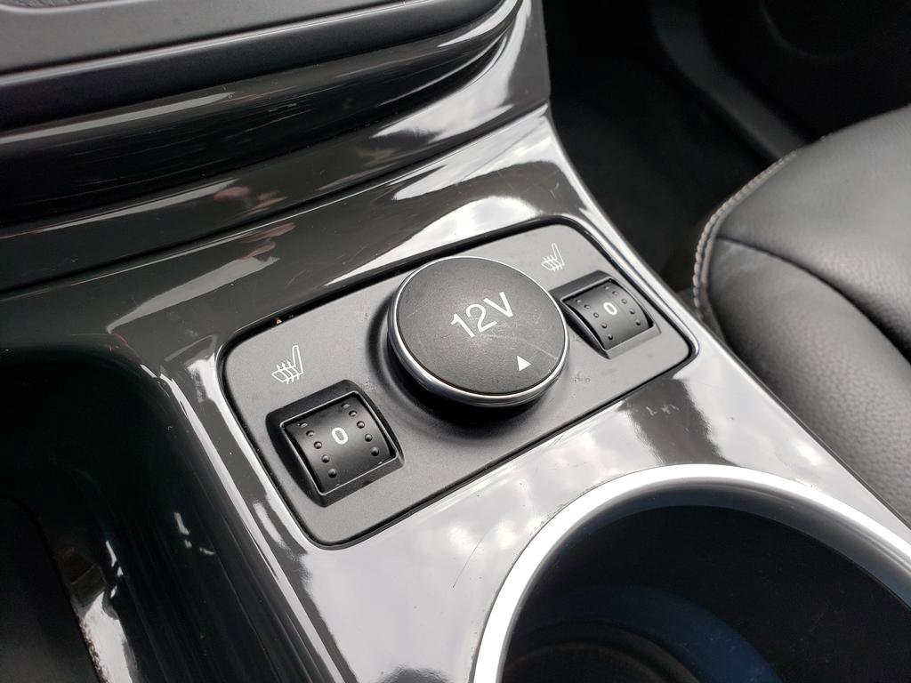 Used 2015 Ford Escape Titanium image 25