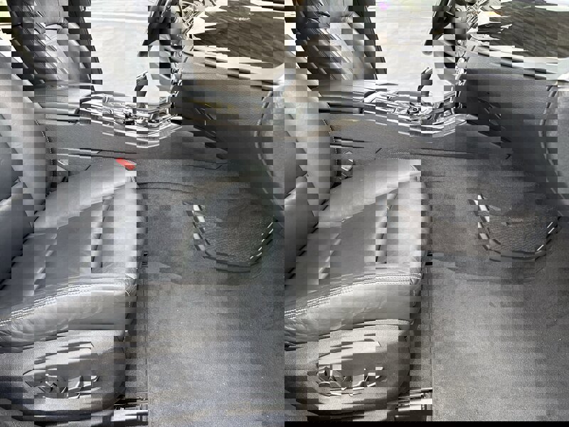 Used 2015 BMW 550i Sedan RWD image 34