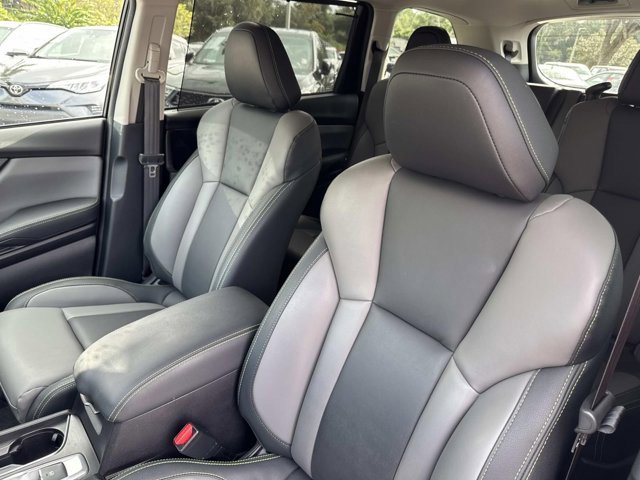 Used 2023 Subaru Ascent Onyx Edition Limited image 11