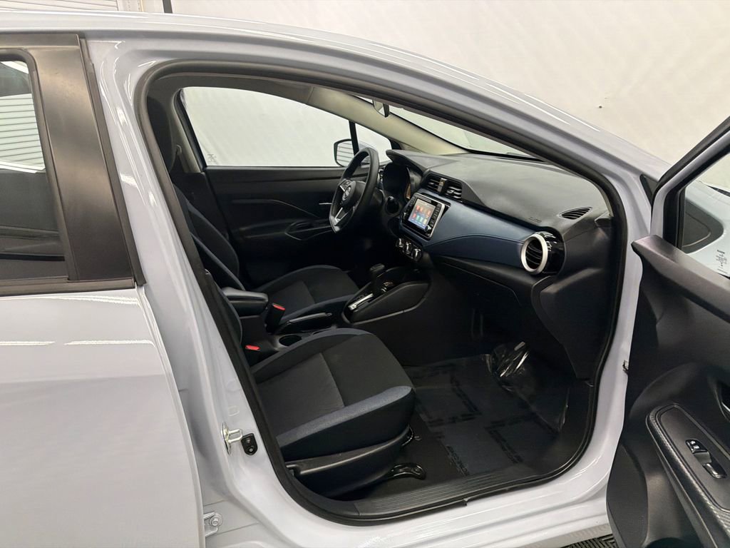 Used 2024 Nissan Versa SV w/ Trunk Package image 14