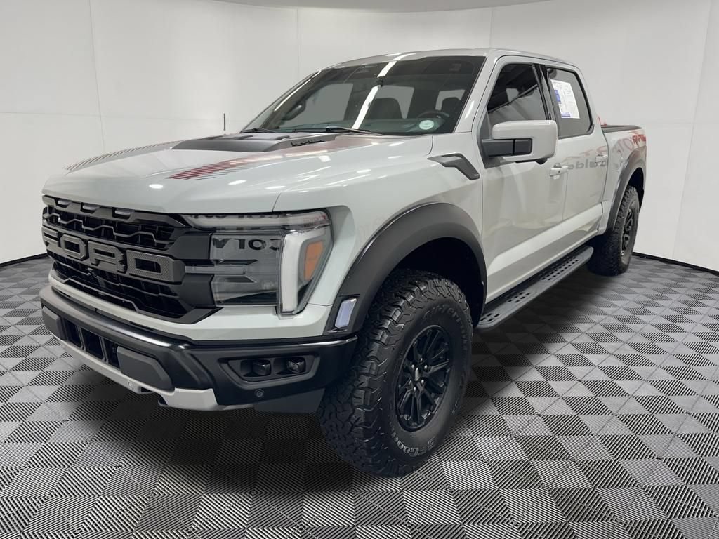 Used 2026 Ford F150 Raptor AWD/4WD image 3