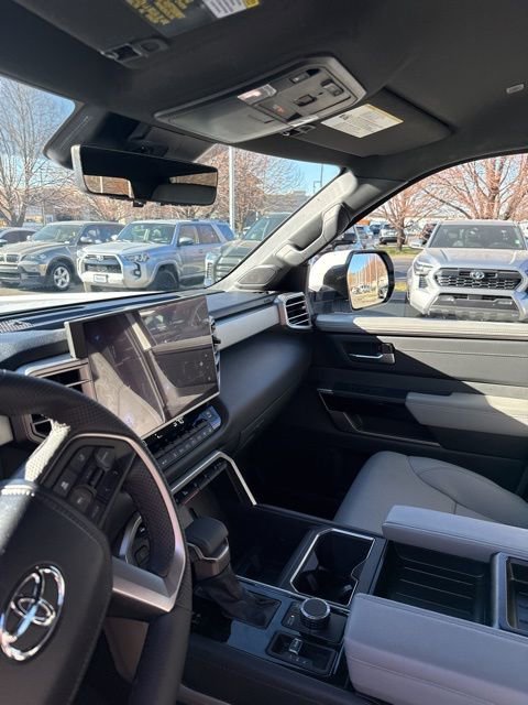 Used 2025 Toyota Tundra Limited image 12