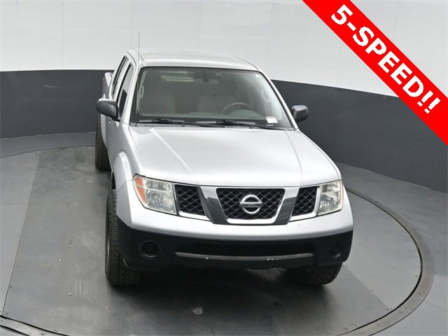 Used 2012 Nissan Frontier S image 32
