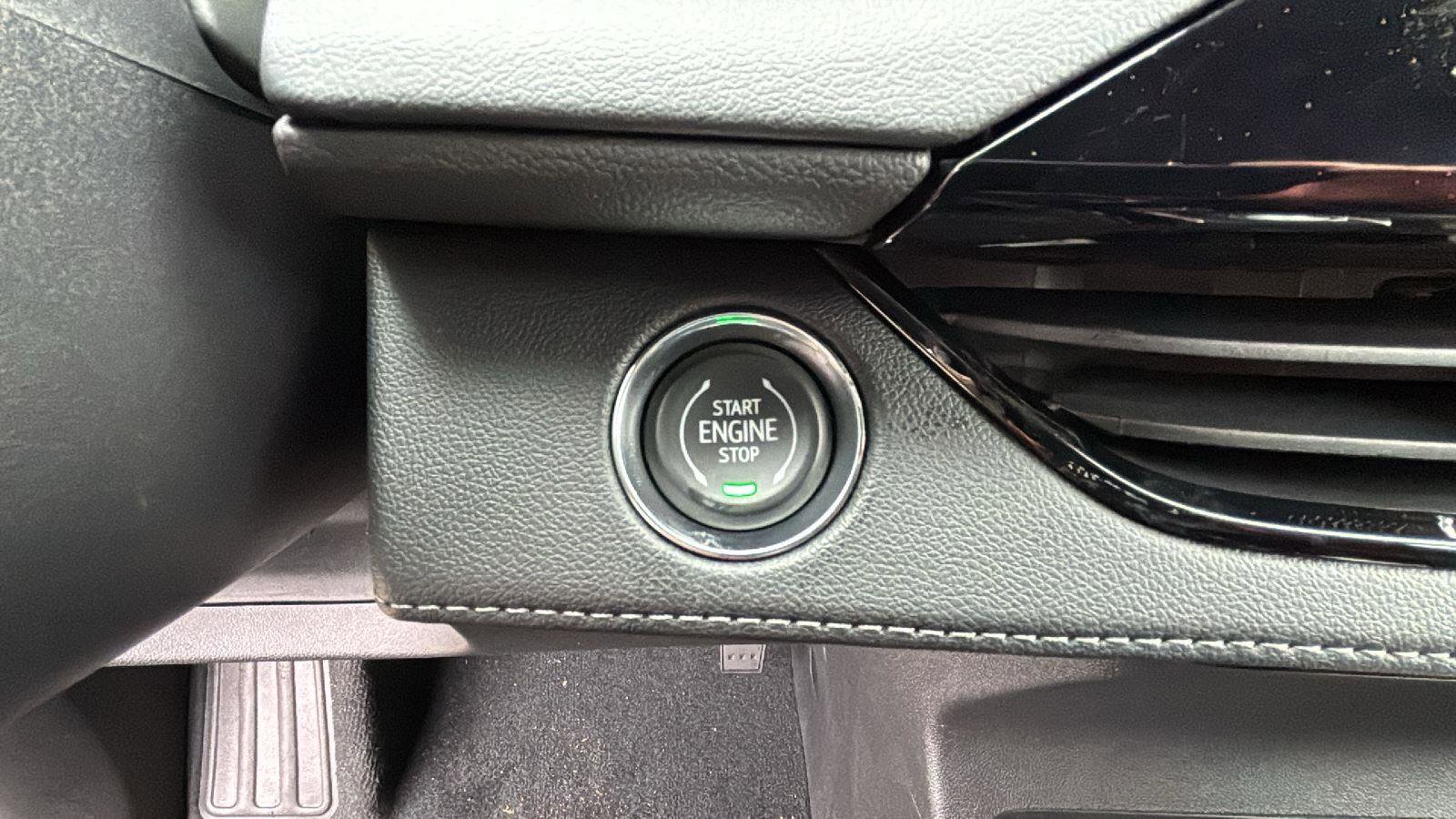 New 2026 Buick Enclave Avenir w/ Super Cruise Package image 12