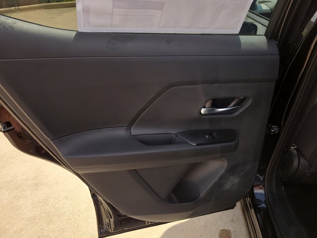 New 2026 Nissan Kicks SV w/ SV Premium Package FWD image 10