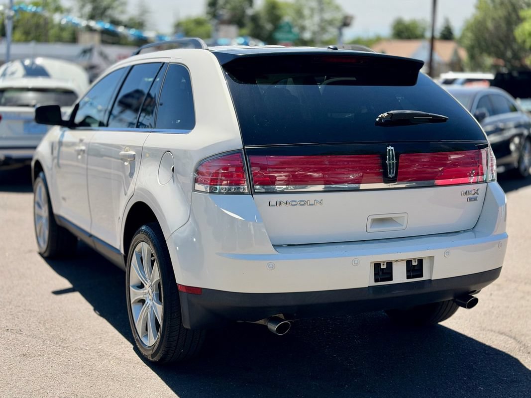 Used 2008 Lincoln MKX AWD image 3