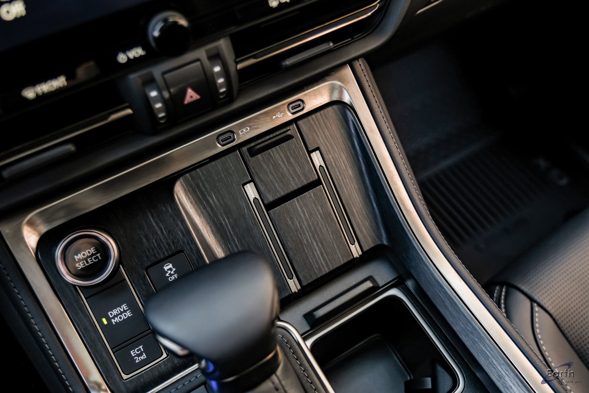 Used 2025 Lexus GX 550 550 Luxury+ HUD Traffic LIFTED w/ Accessory Package (2T) image 54