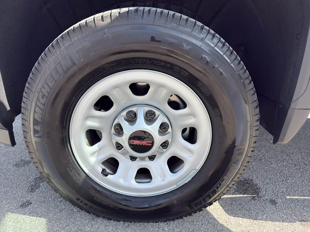 Used 2026 GMC Sierra 2500 Pro w/ 1SA Pro Safety Plus Package AWD/4WD image 26