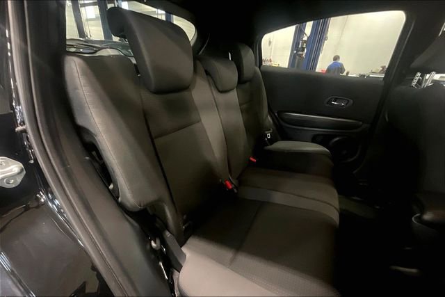 Used 2021 Honda HR-V Sport image 27