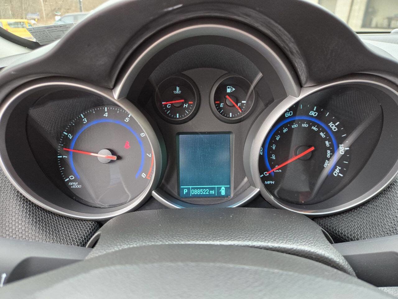 Used 2016 Chevrolet Cruze LT FWD image 13