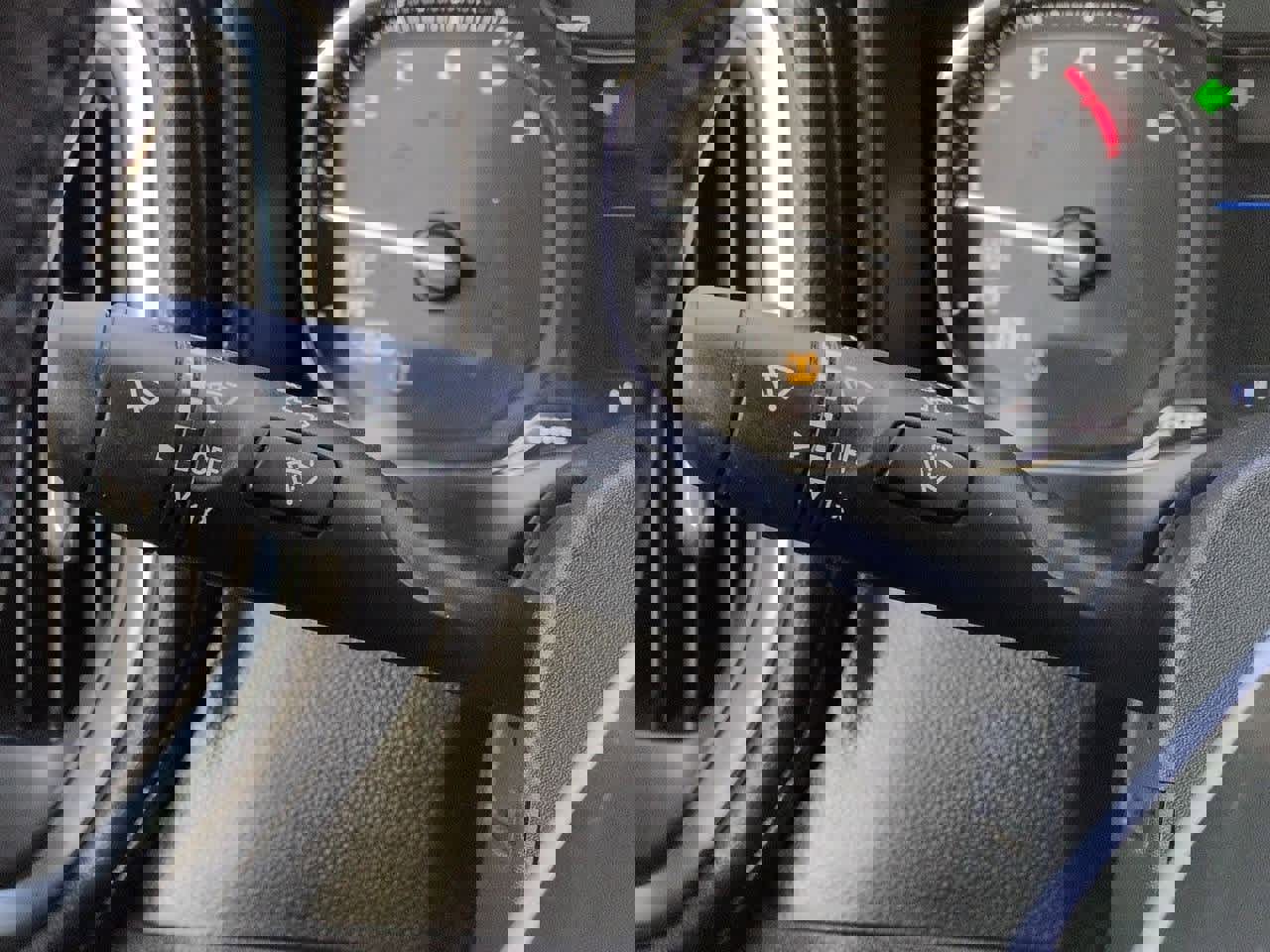 Used 2019 GMC Sierra 1500 SLT image 28