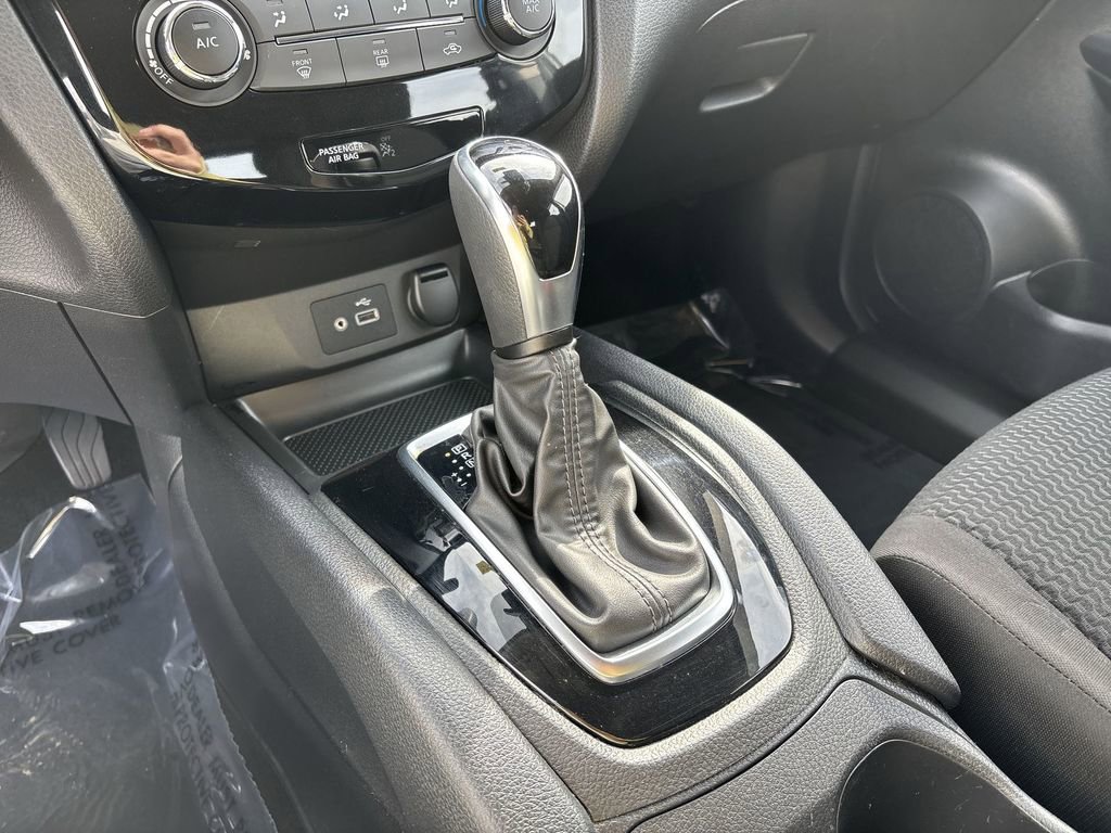 Used 2020 Nissan Rogue Sport S AWD/4WD image 25