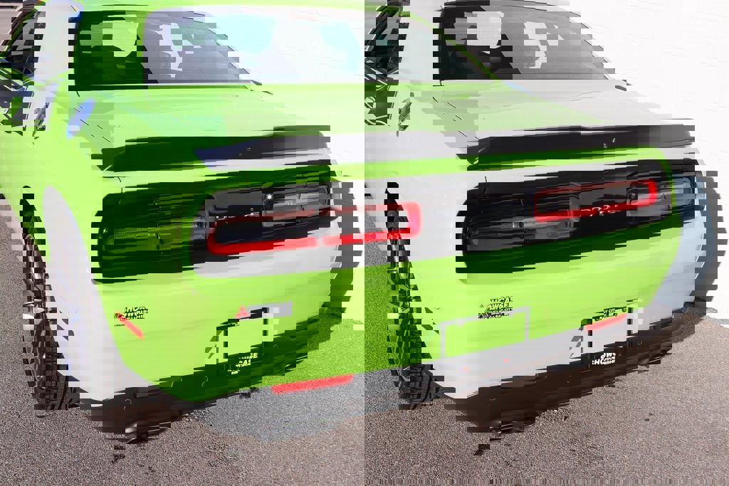Used 2023 Dodge Challenger R/T image 9