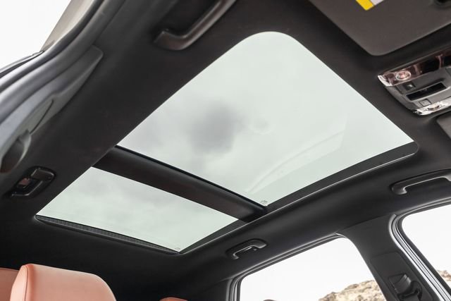 Used 2023 Kia Sportage SX image 13