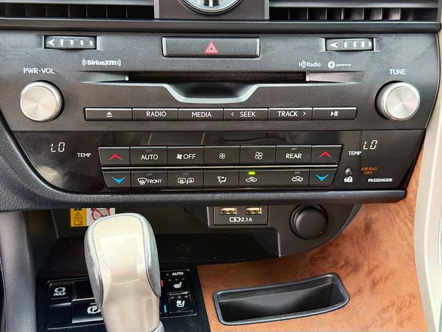 Used 2022 Lexus RX 350L Premium w/ Premium Package AWD/4WD image 16