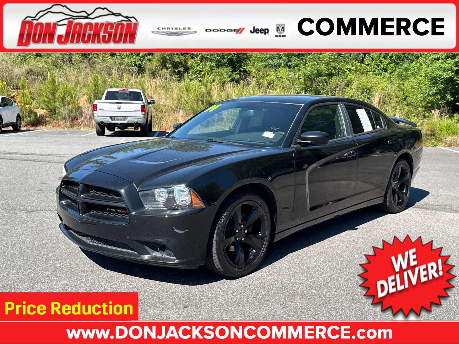 Used 2014 Dodge Charger SXT w/ Blacktop Package RWD image 1