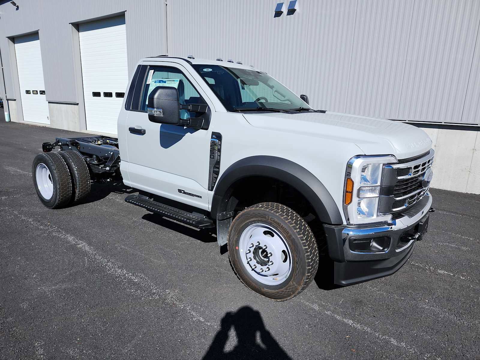 New 2026 Ford F550 4x4 Regular Cab Super Duty image 1