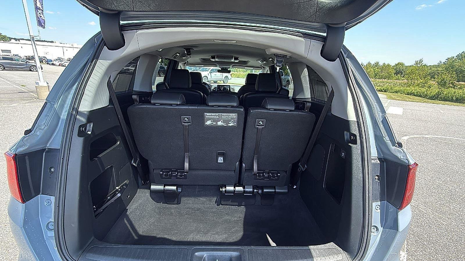 Used 2023 Honda Odyssey Touring image 20
