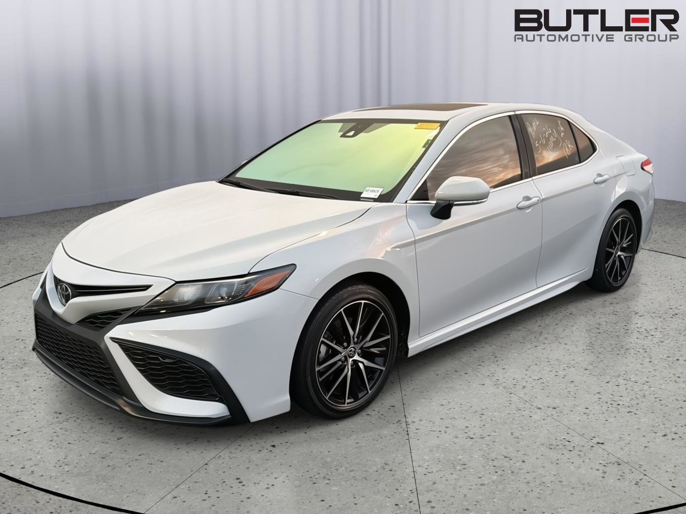 Certified 2024 Toyota Camry SE w/ Convenience Package FWD image 2