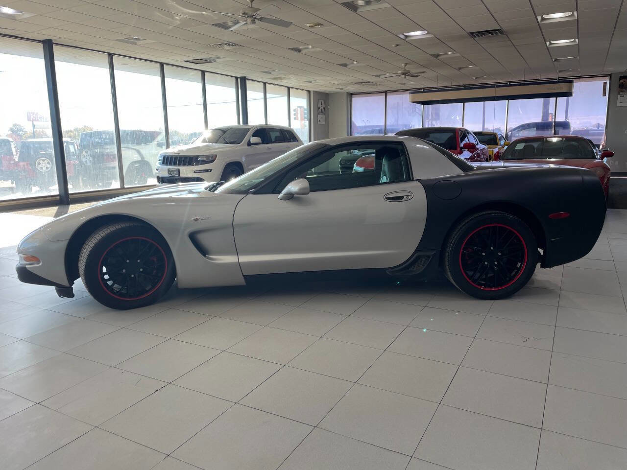 Used 2004 Chevrolet Corvette Z06 w/ Memory Package image 4