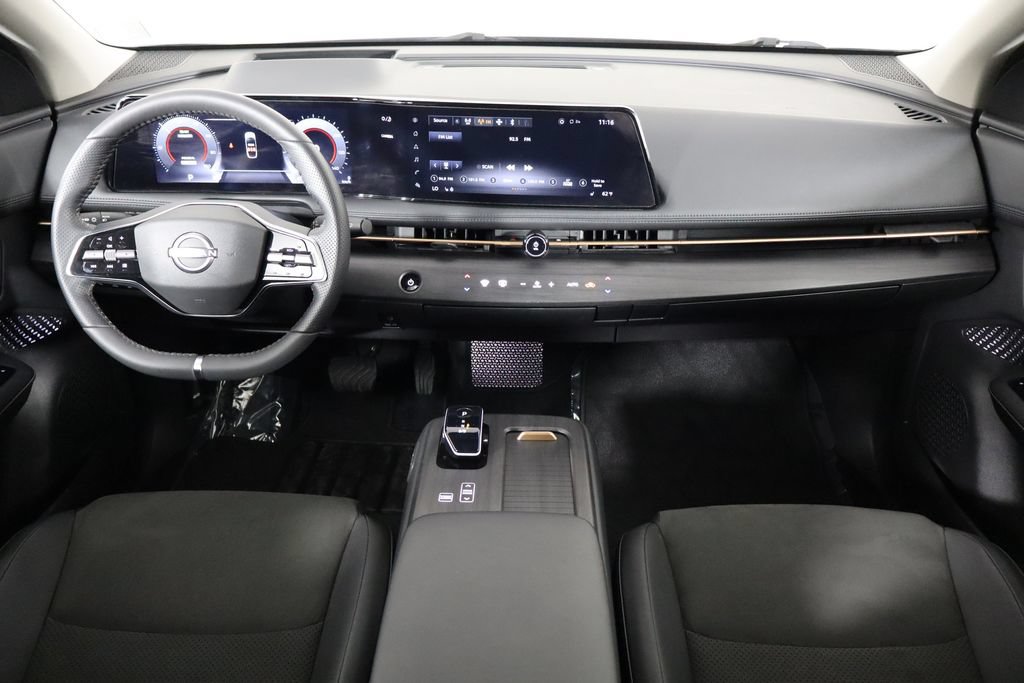 Used 2024 Nissan Ariya AWD image 13