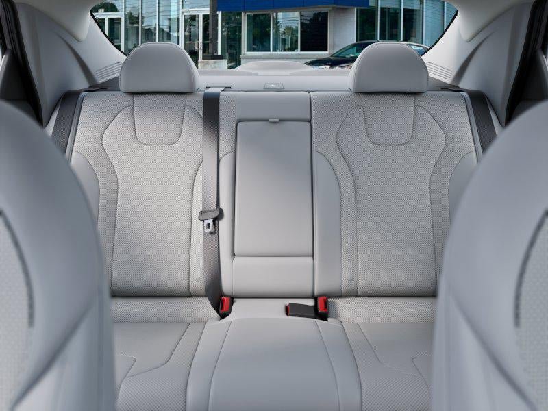 New 2026 Hyundai Elantra Limited image 12