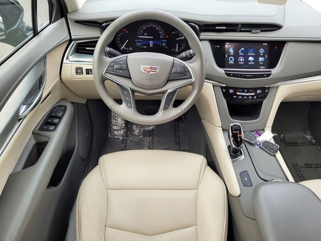 Used 2019 Cadillac XT5 Luxury image 16