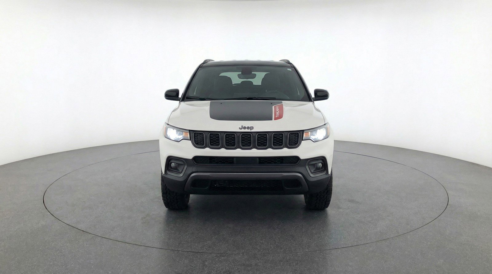 Used 2025 Jeep Compass Trailhawk w/ Trailer Tow Group image 2