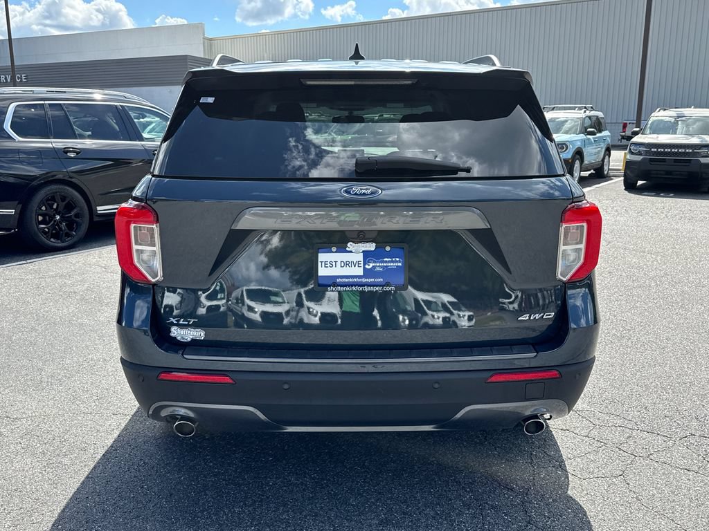 Used 2024 Ford Explorer XLT w/ Equipment Group 202A AWD/4WD image 6