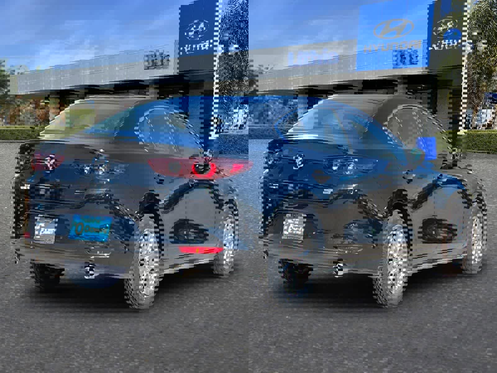 Used 2025 MAZDA MAZDA3 s image 3