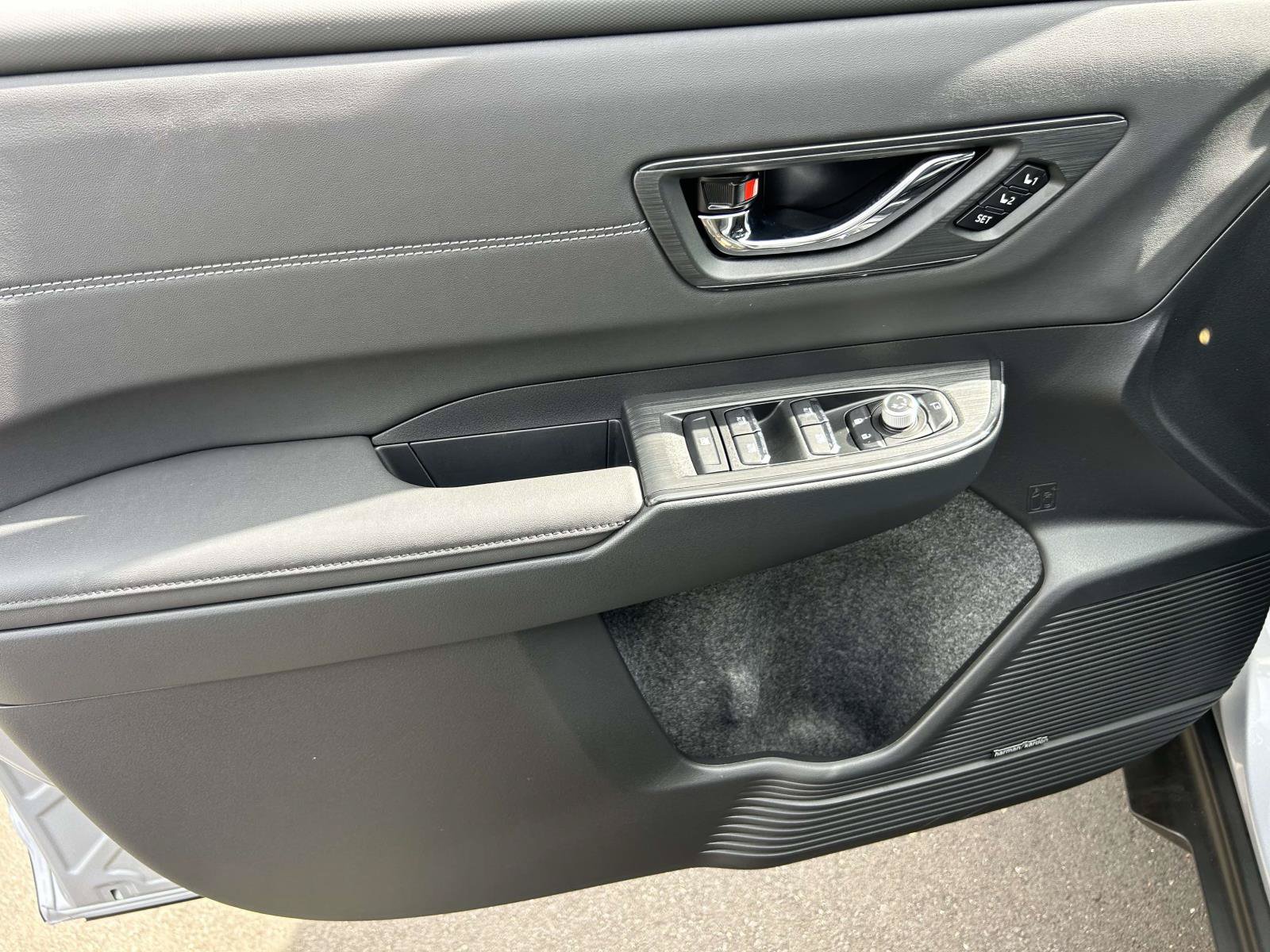 New 2026 Subaru Outback Touring AWD/4WD image 12